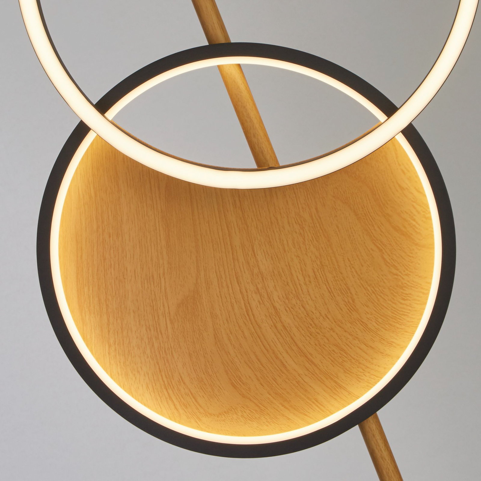 Lampe sur pied LED Curio, aspect bois