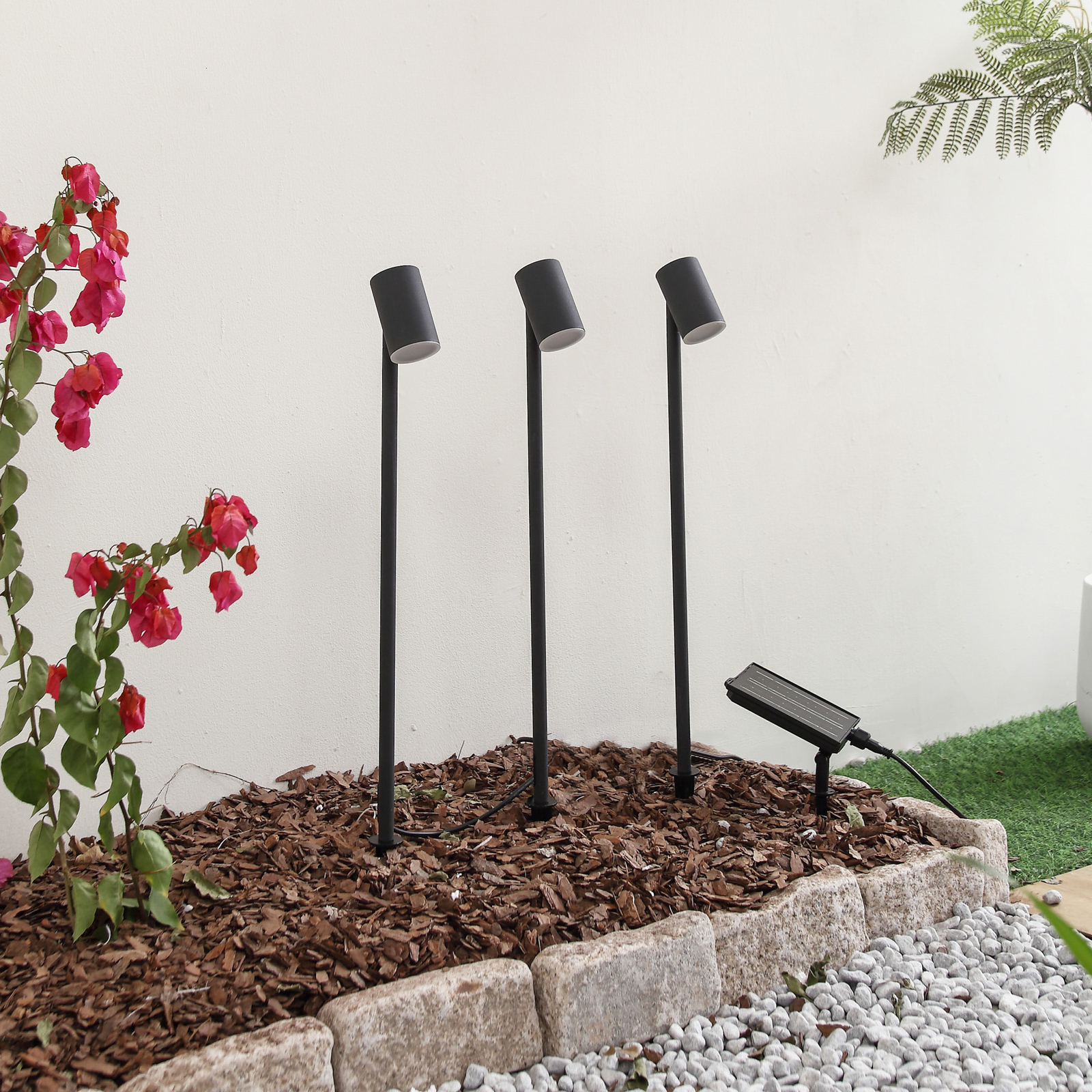 Myric Solarzellenlampe w/Erdspieß 3 pcs. Schwarz - Lindby