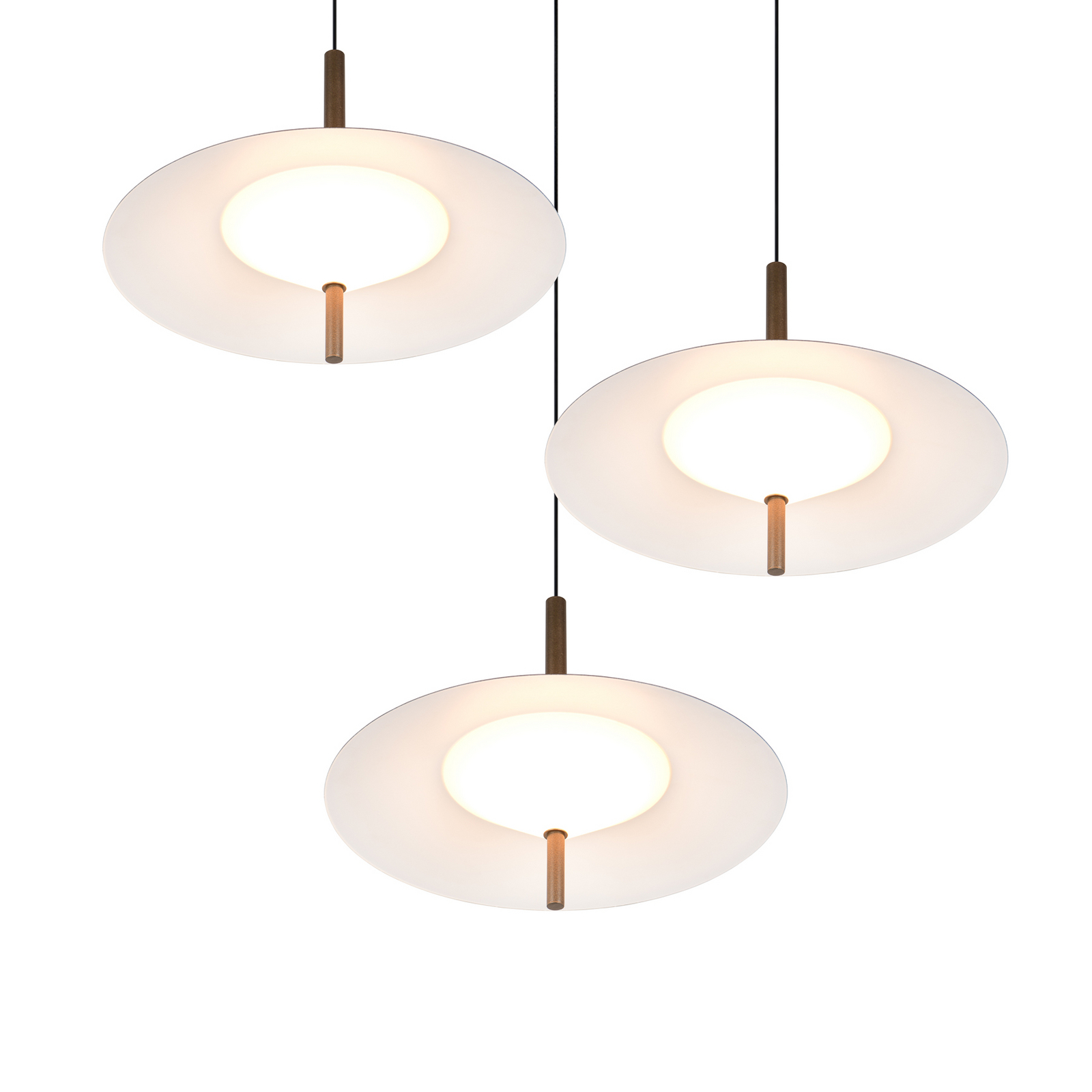 LED piekaramā lampa „Amalo“, platīna krāsā, Ø 67 cm, metāla, CCT, 3 spuldzes. LED piekaramā lampa „Amalo“, platīna krāsā, Ø 67 cm, metāla, CCT, 3 spuldzes.