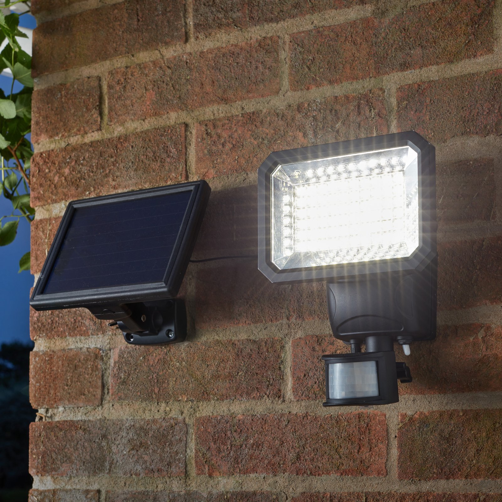 Millenium LED solar wall light with a sensor