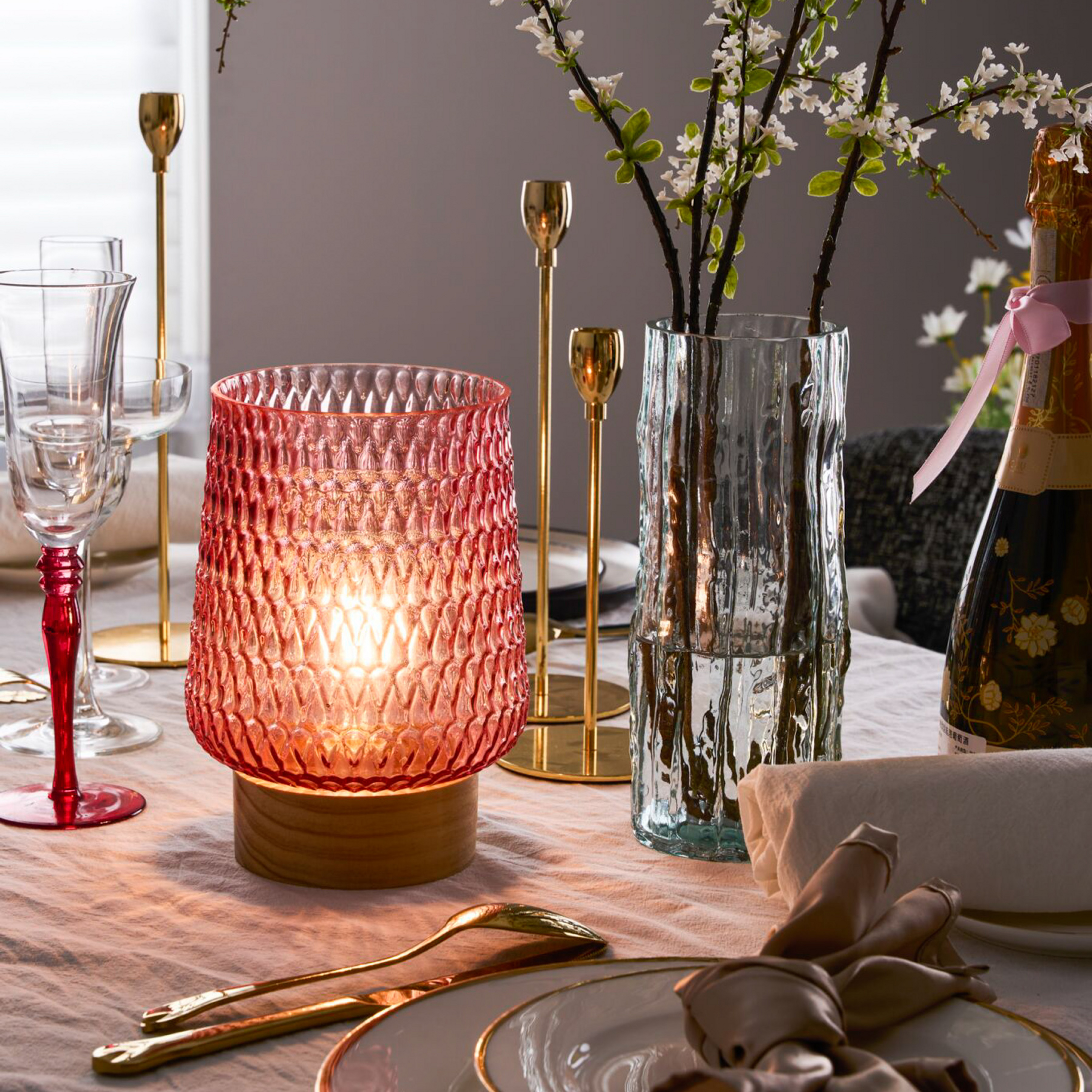 Pauleen Rose Glamour lampe de table LED E27 pile