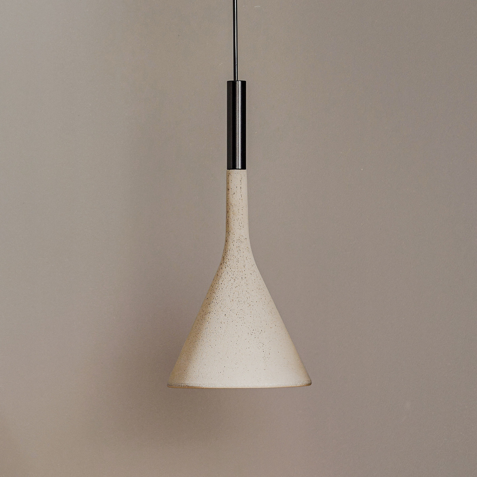 Foscarini Aplomb lampă suspendată din beton gri - Bucătărie - design