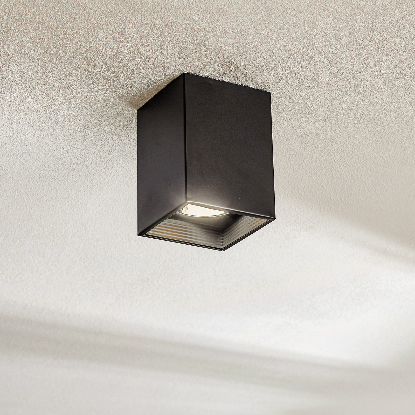 Spot pour plafond downlight square noir, largeur 11,5cm