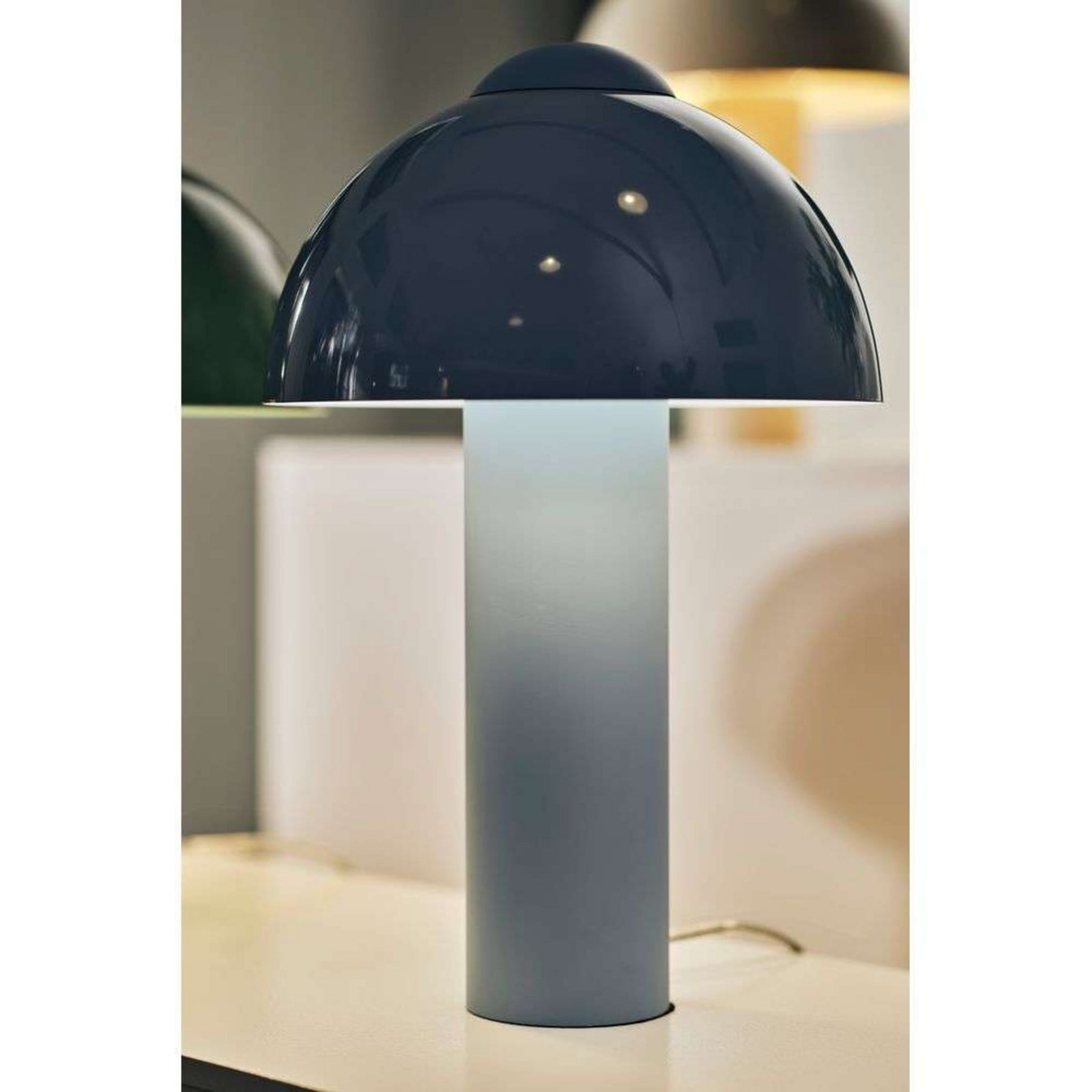 Buddy 23 Bordlampe Light Blue Globen Lighting - Stue - Metal billede