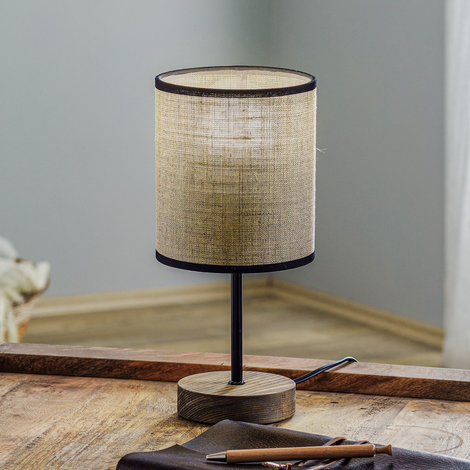 Tubo table lamp, walnut, black/beige