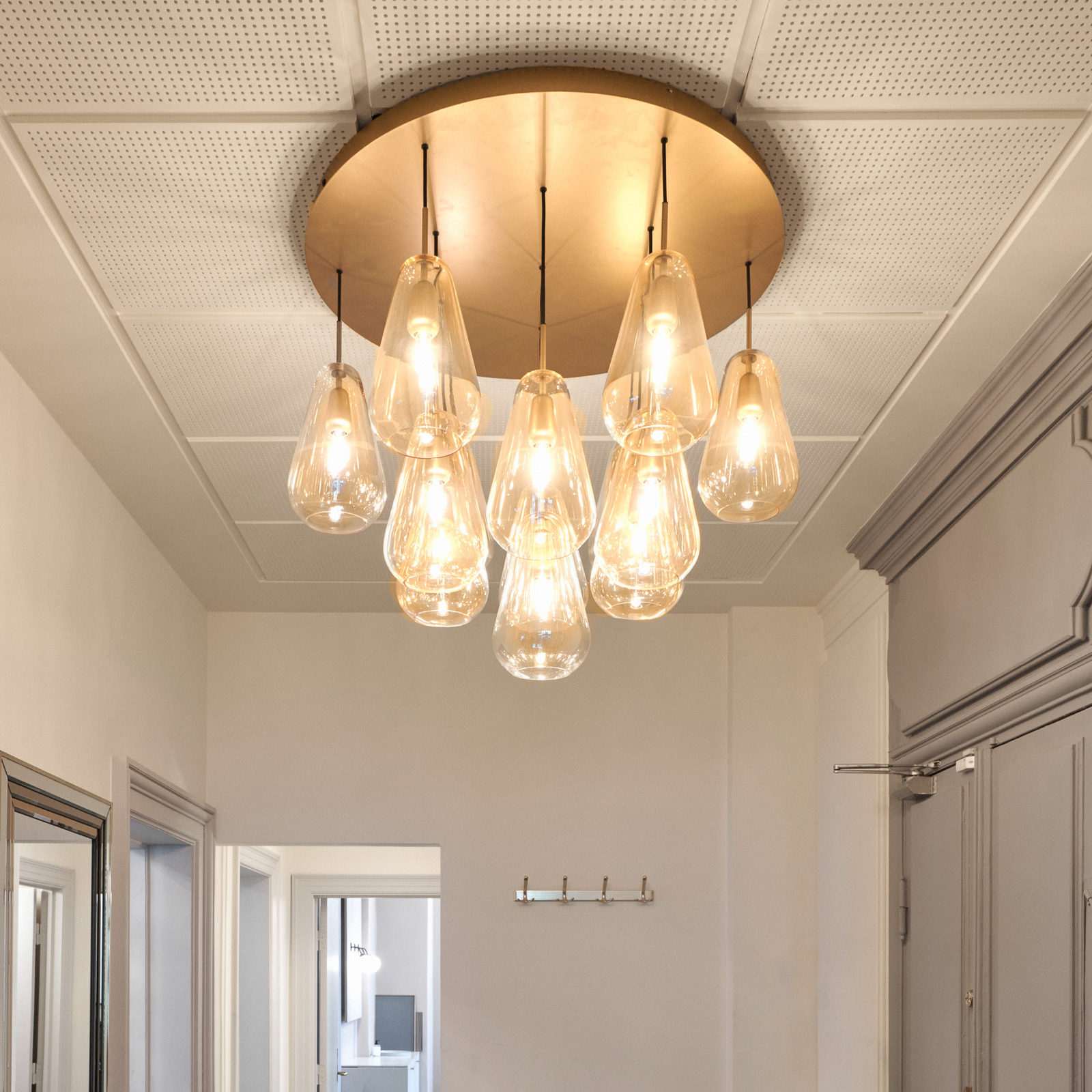 Anoli 13 chandelier gold/gold, 13 lights - Nuura