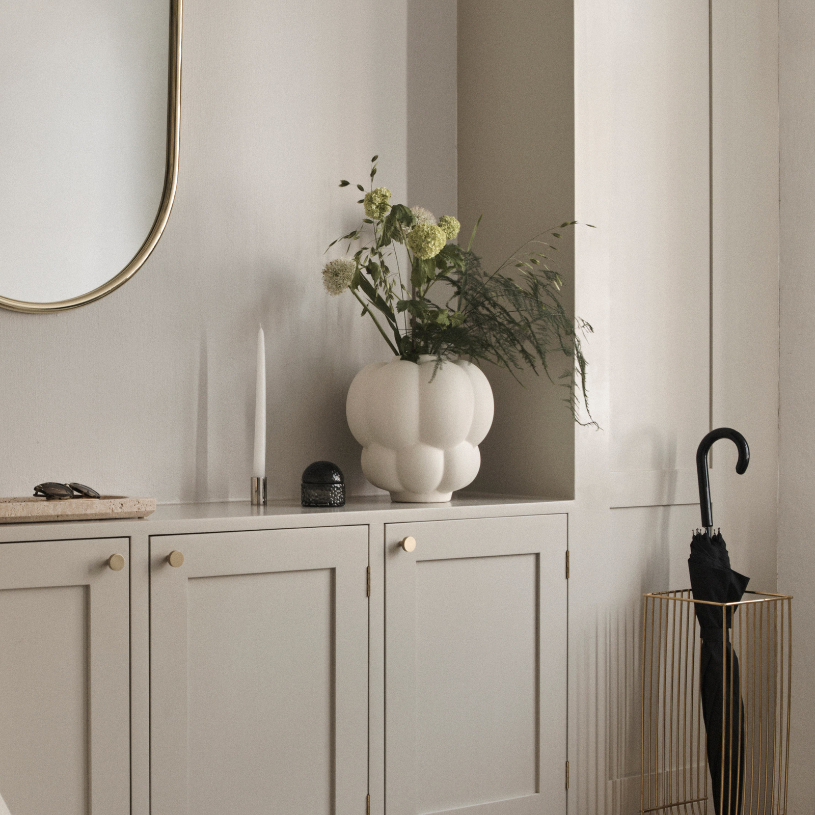 Uva Vase Medium Cream - AYTM