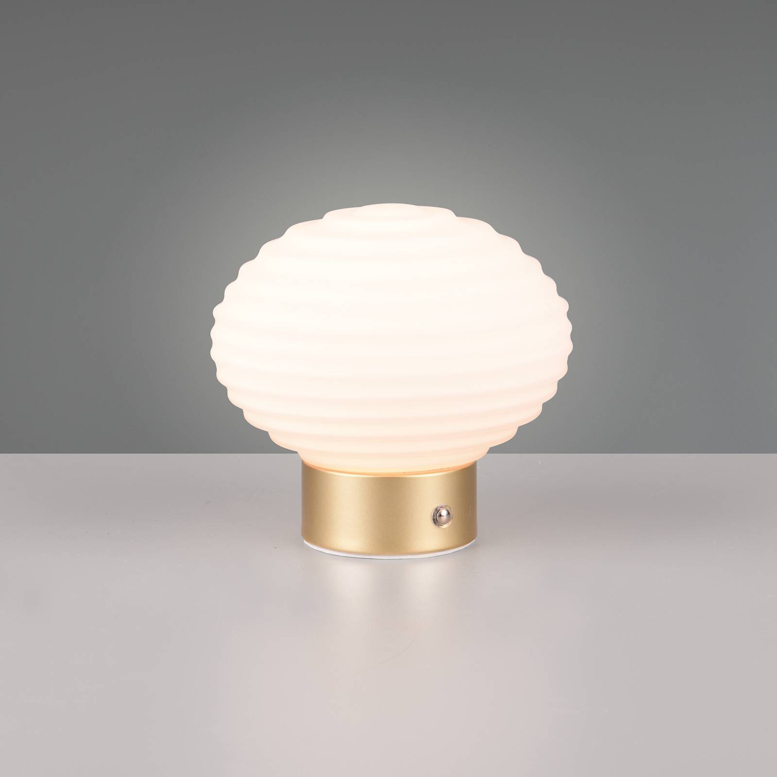 Reality Leuchten Earl LED uppladdningsbar bordslampa mässing/opal höjd 14,5 cm glas