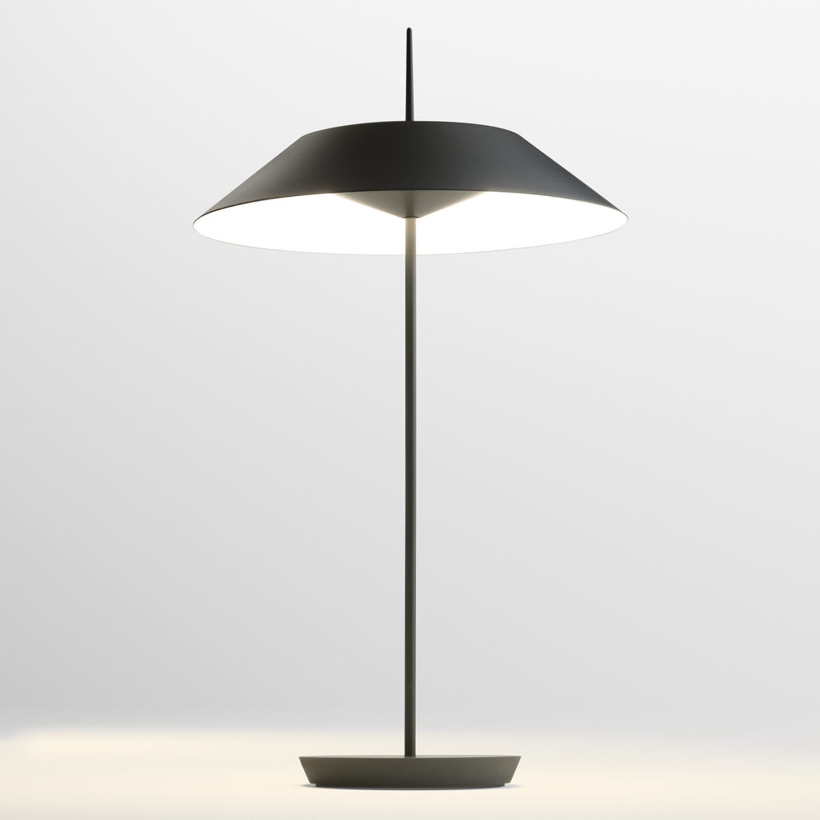 Mayfair LED-Tischlampe, graphitgrau - Vibia Mayfair LED-Tischlampe, graphitgrau - Vibia