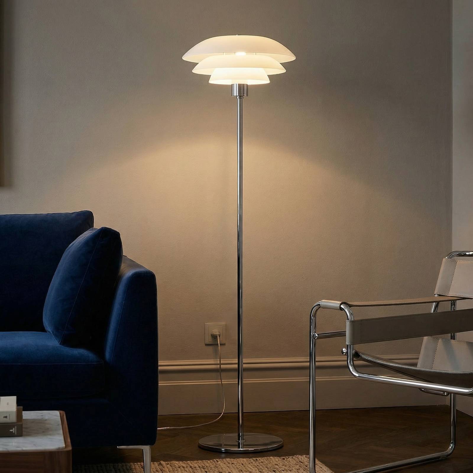 Dyberg Larsen DL31 lampadaire verre chromé