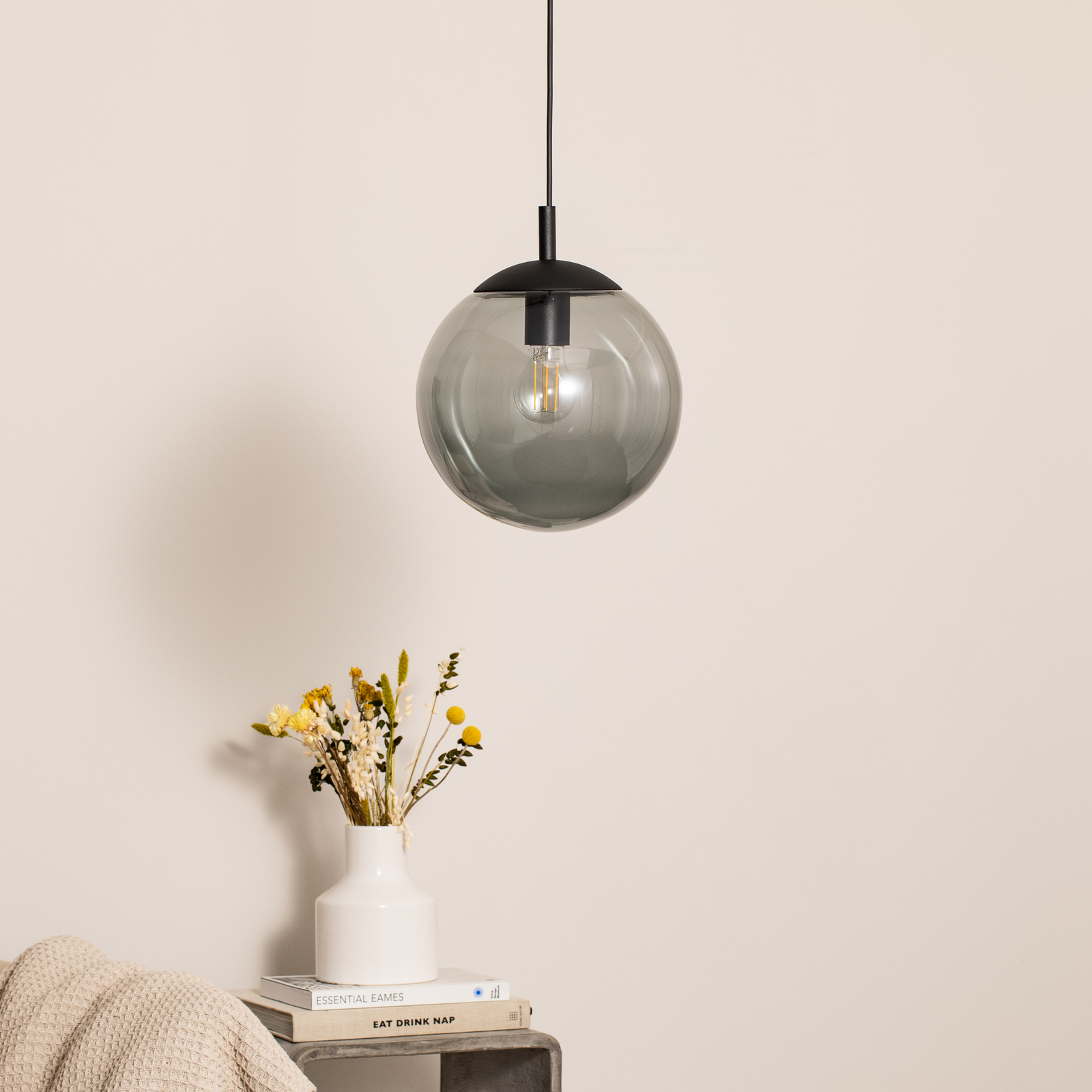 Esme pendant light, Ø 25 cm, smoke grey, glass, sphere, E27