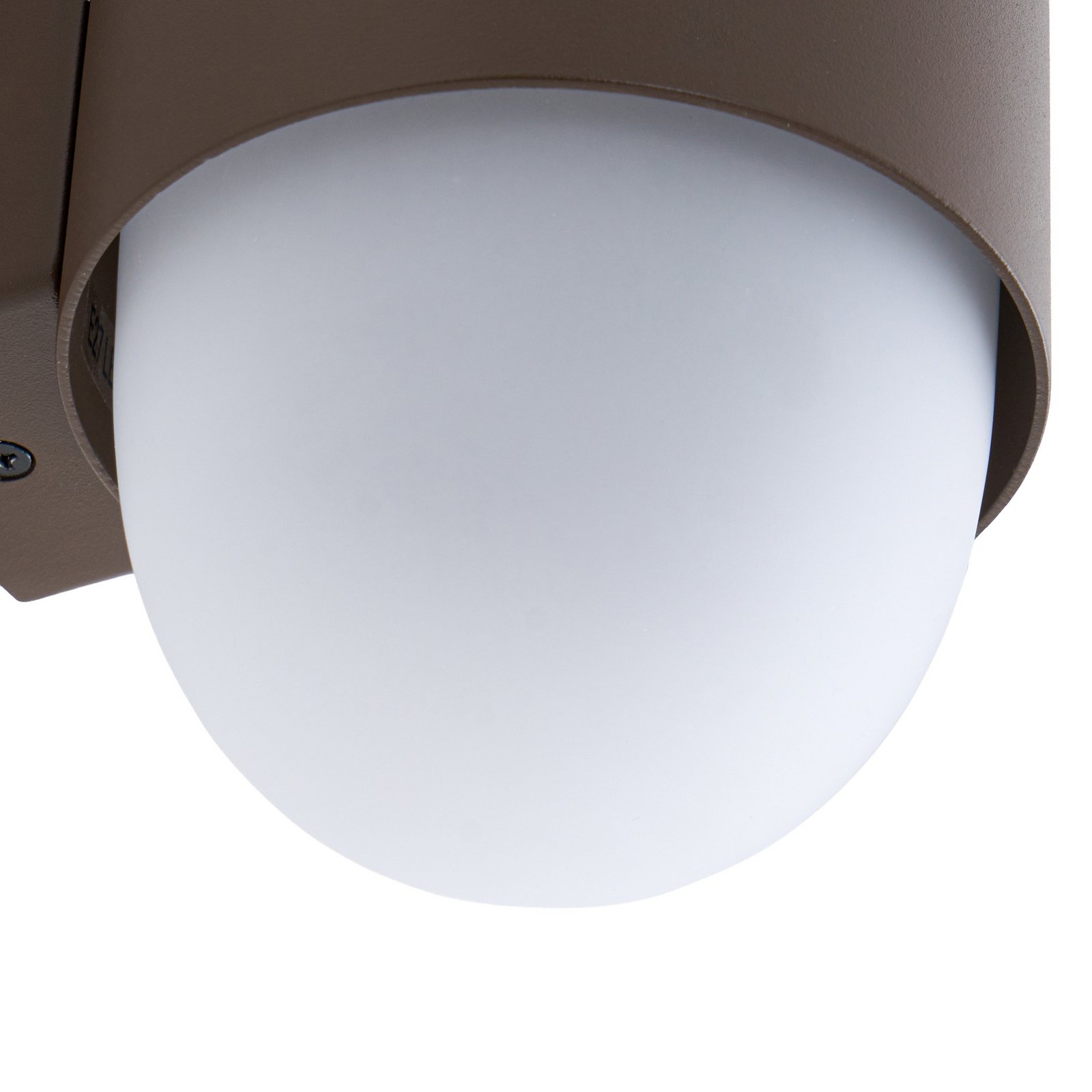 Lindby Außenwandleuchte Pilva, braun, Metall, IP44, E27