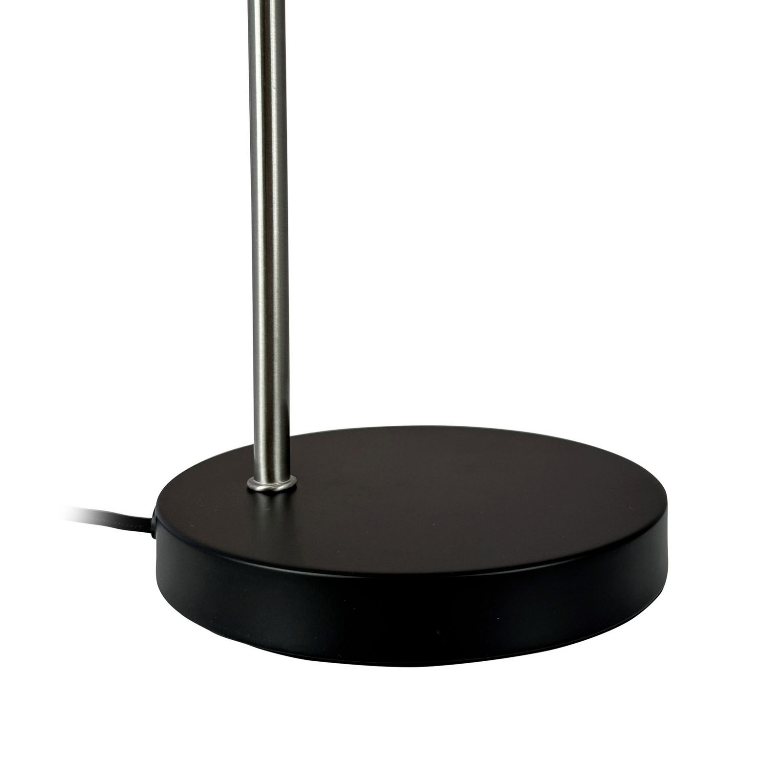 Dyberg Larsen bordlampe Ocean, svart/stål, høyde 43 cm Dyberg Larsen bordlampe Ocean, svart/stål, høyde 43 cm