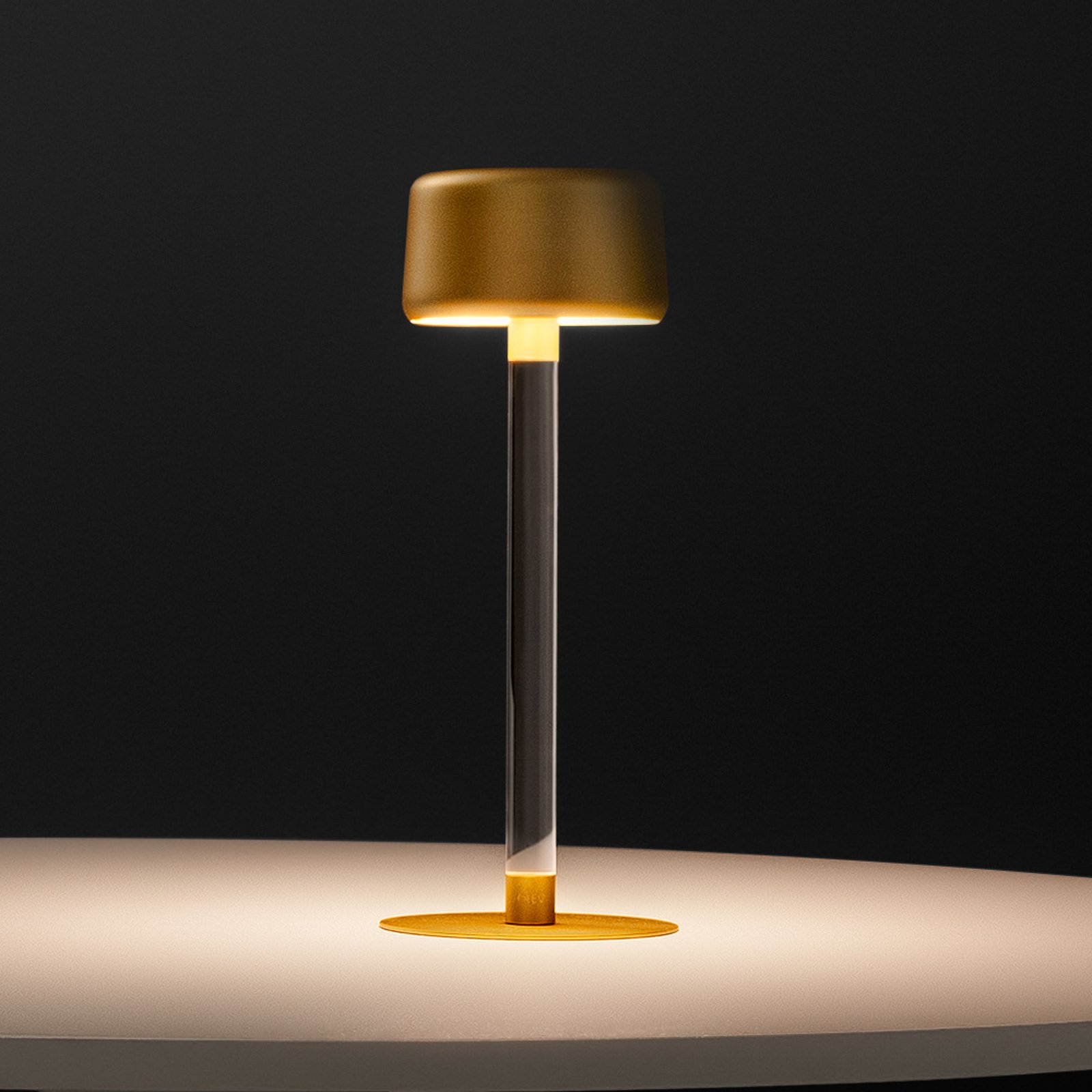 OLEV Tee designer table lamp with a battery, gold