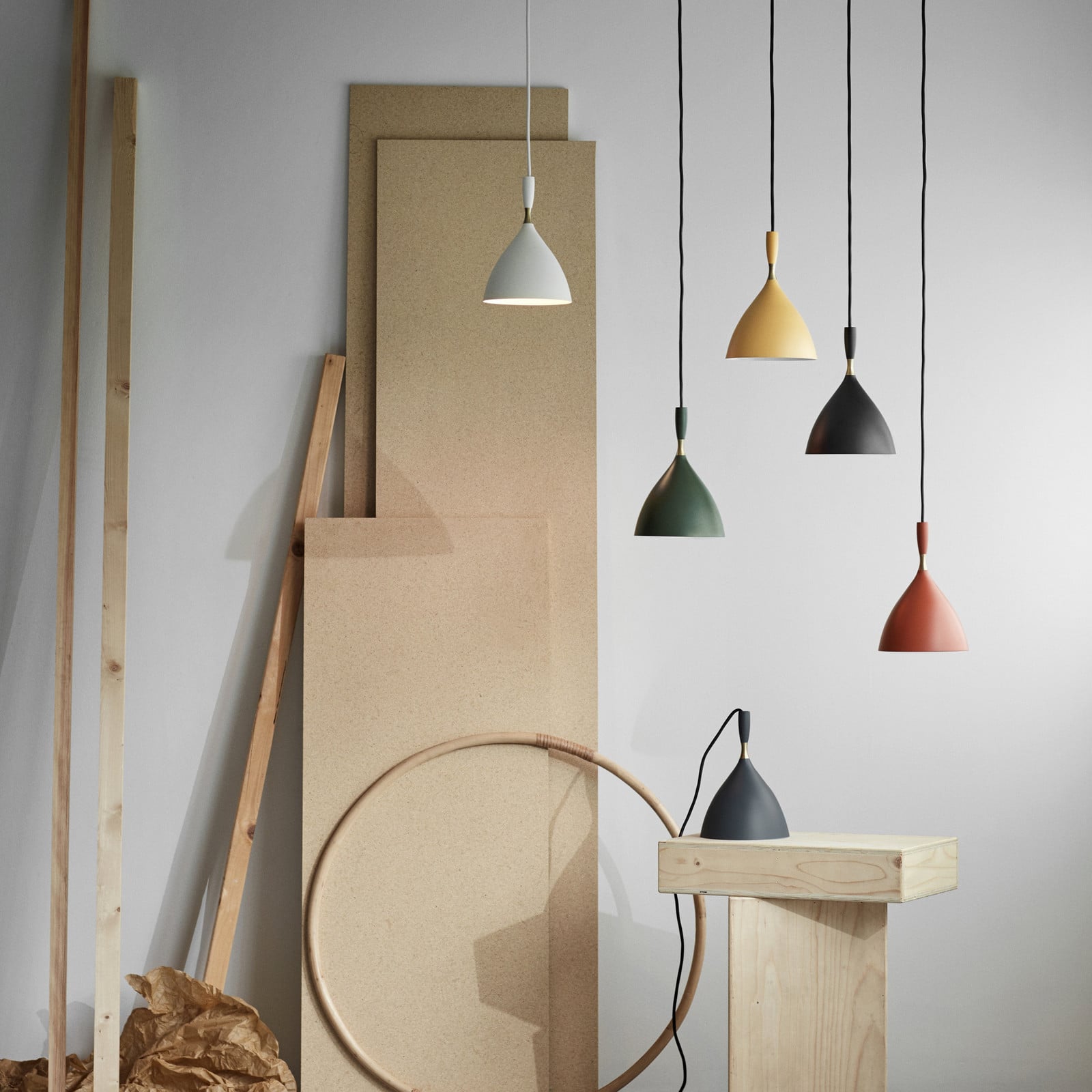 Dokka Taklampa Matt Black Northern - Vardagsrum - Skandinavisk - Metall - Med en ljuskälla | Produkter - Taklampor | Lampspecialisterna