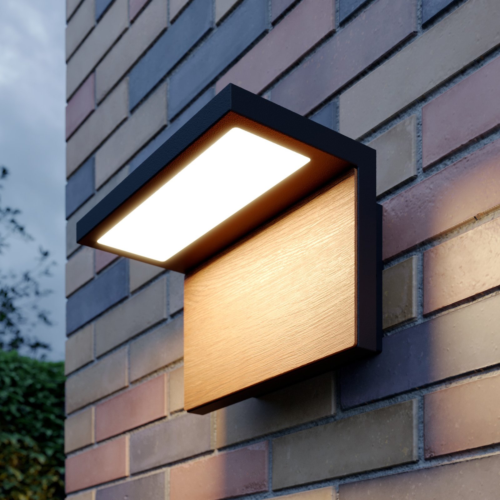 Lucande Lignus vonkajšie nástenné LED svietidlo