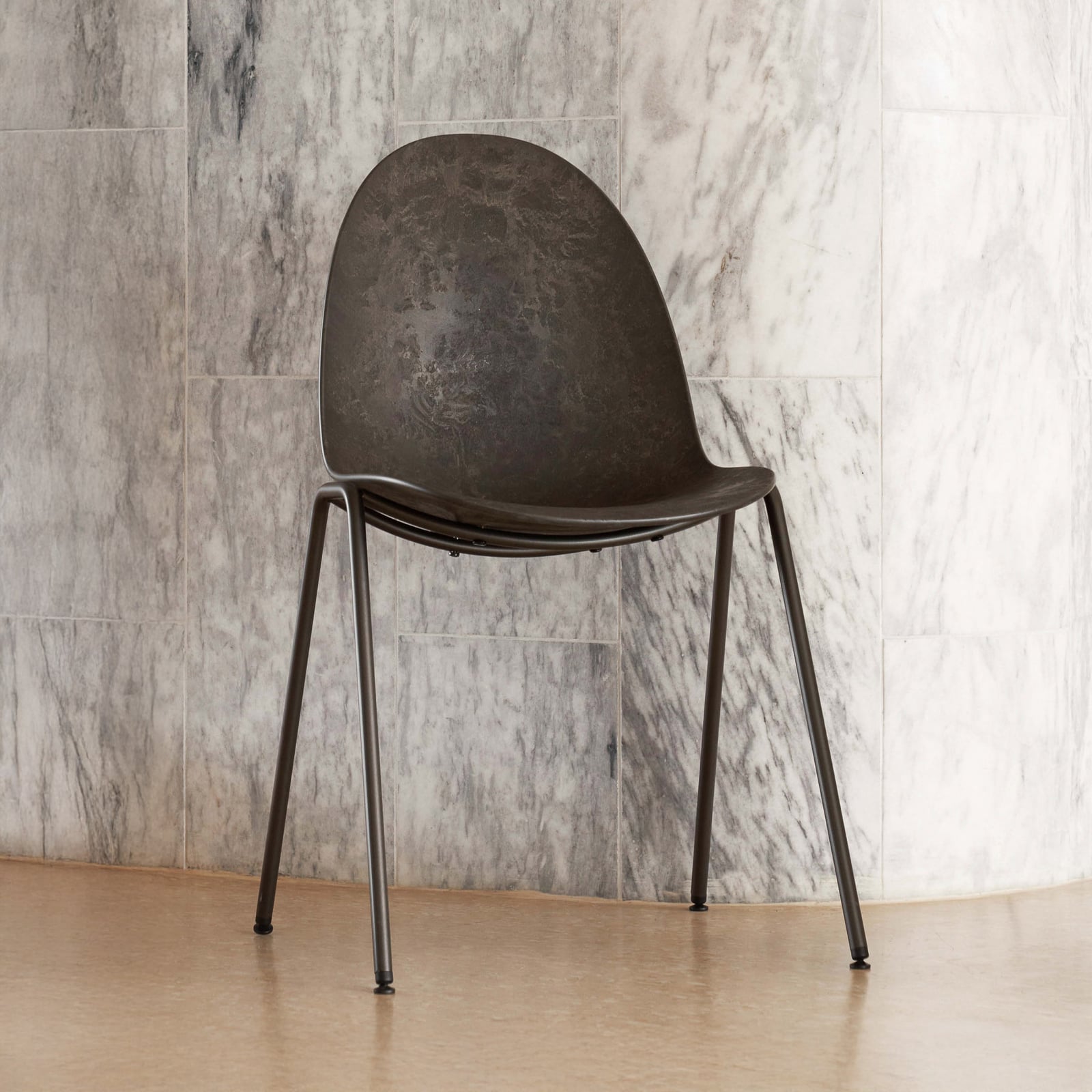 Tabouret de bar Eternity, noir, acier, hauteur 87,5 cm - Mater Tabouret de bar Eternity, noir, acier, hauteur 87,5 cm - Mater