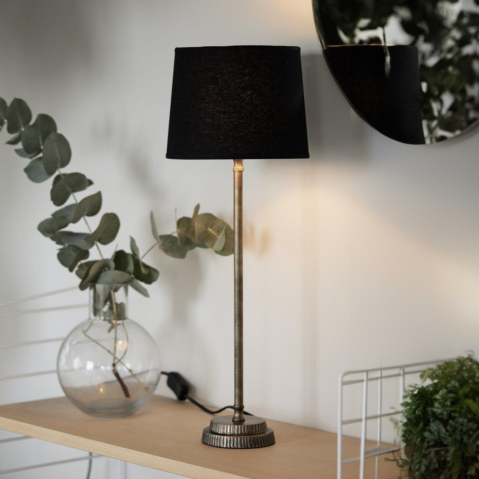 PR Home Kent table lamp, black/brass, conical lampshade