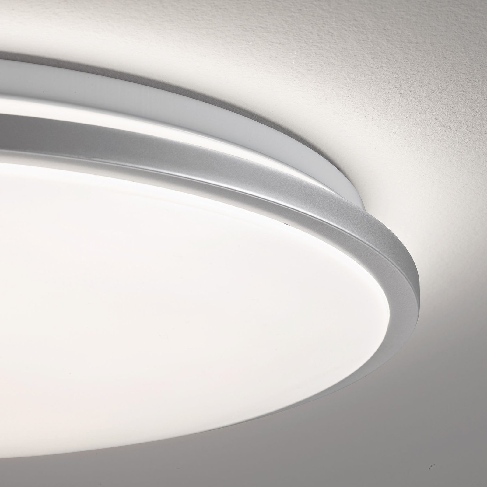 Jaso LED ceiling light, dimmable, Ø 40 cm, silver