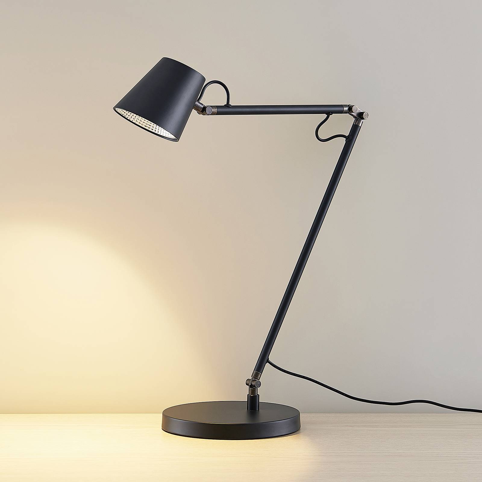 Lampa biurkowa LED Tarris Lucande, wysokość 46 cm, czarna