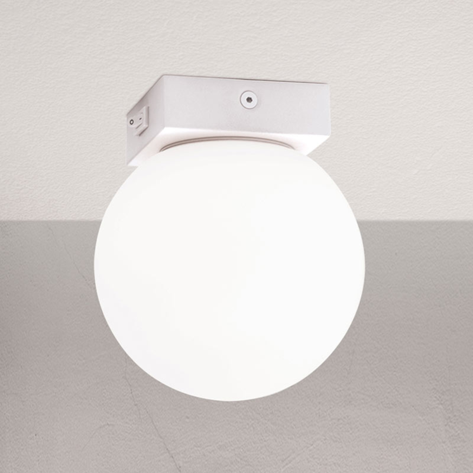 Lampa sufitowa LED Snowball z włącznikiem
