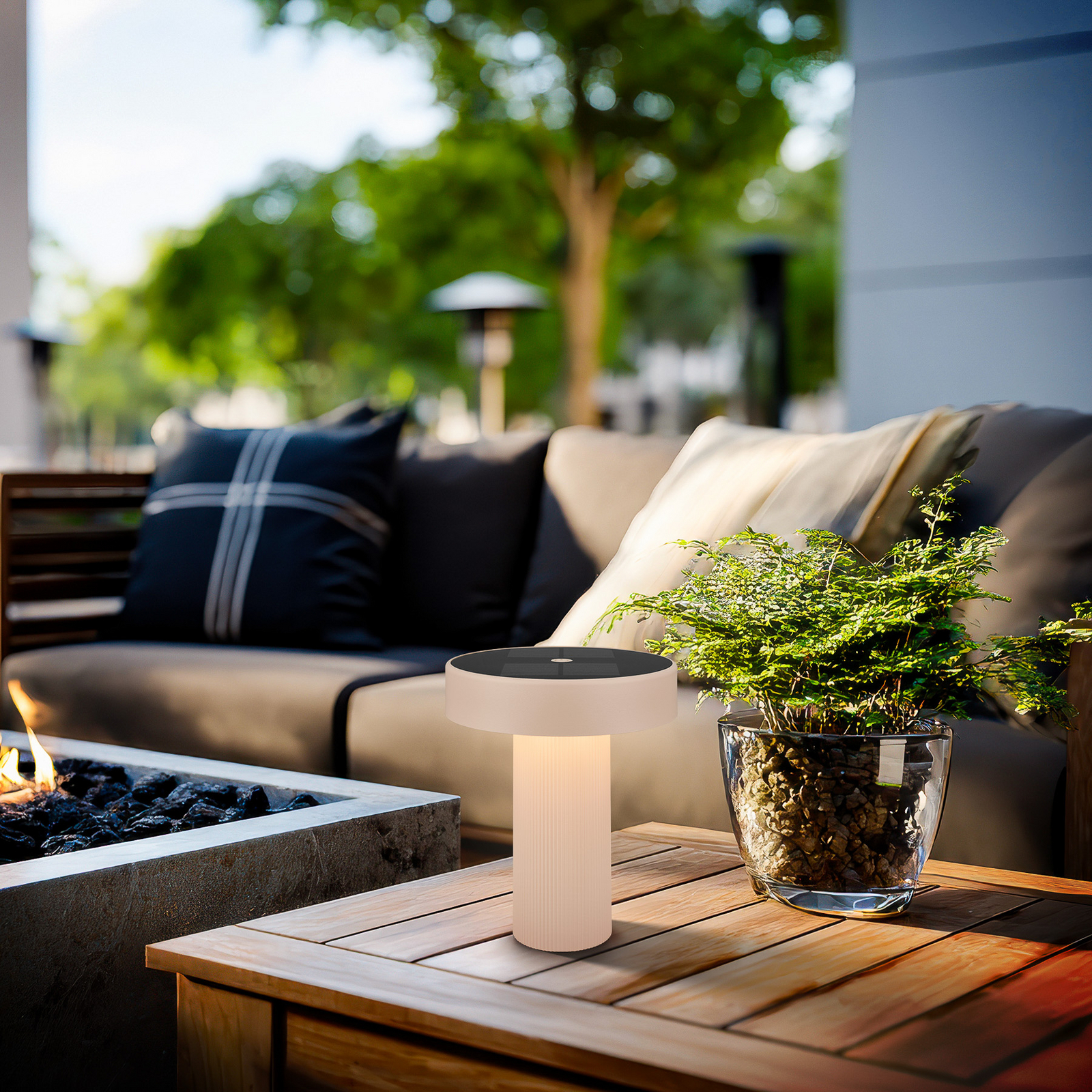 Lámpara de mesa LED solar recargable Poga, beige, plástico, IP44