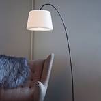 Lampa stojąca LE KLINT Snowdrop, biały papierowy klosz