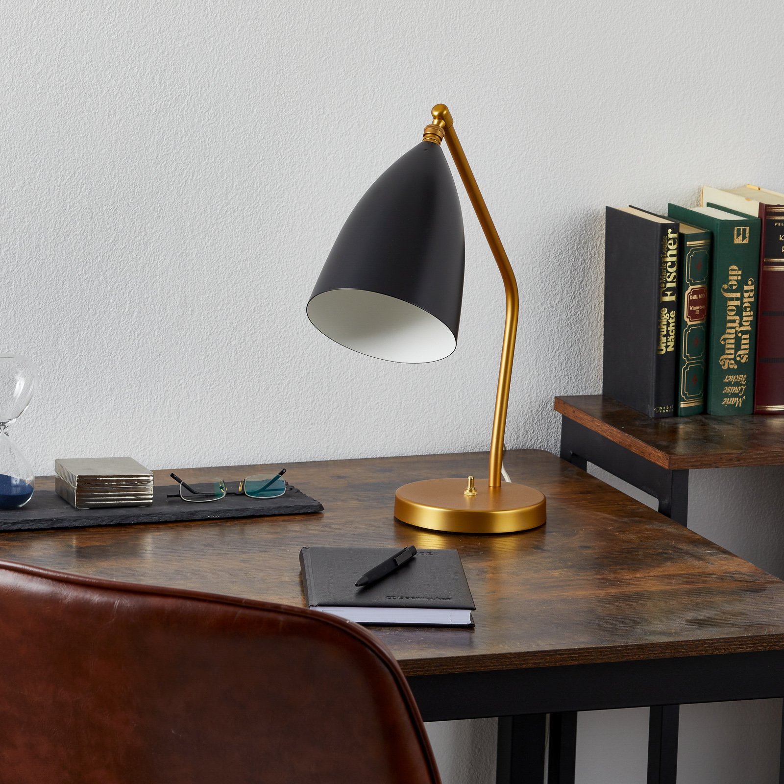 Gräshoppa Bordslampa Jet-Black - GUBI