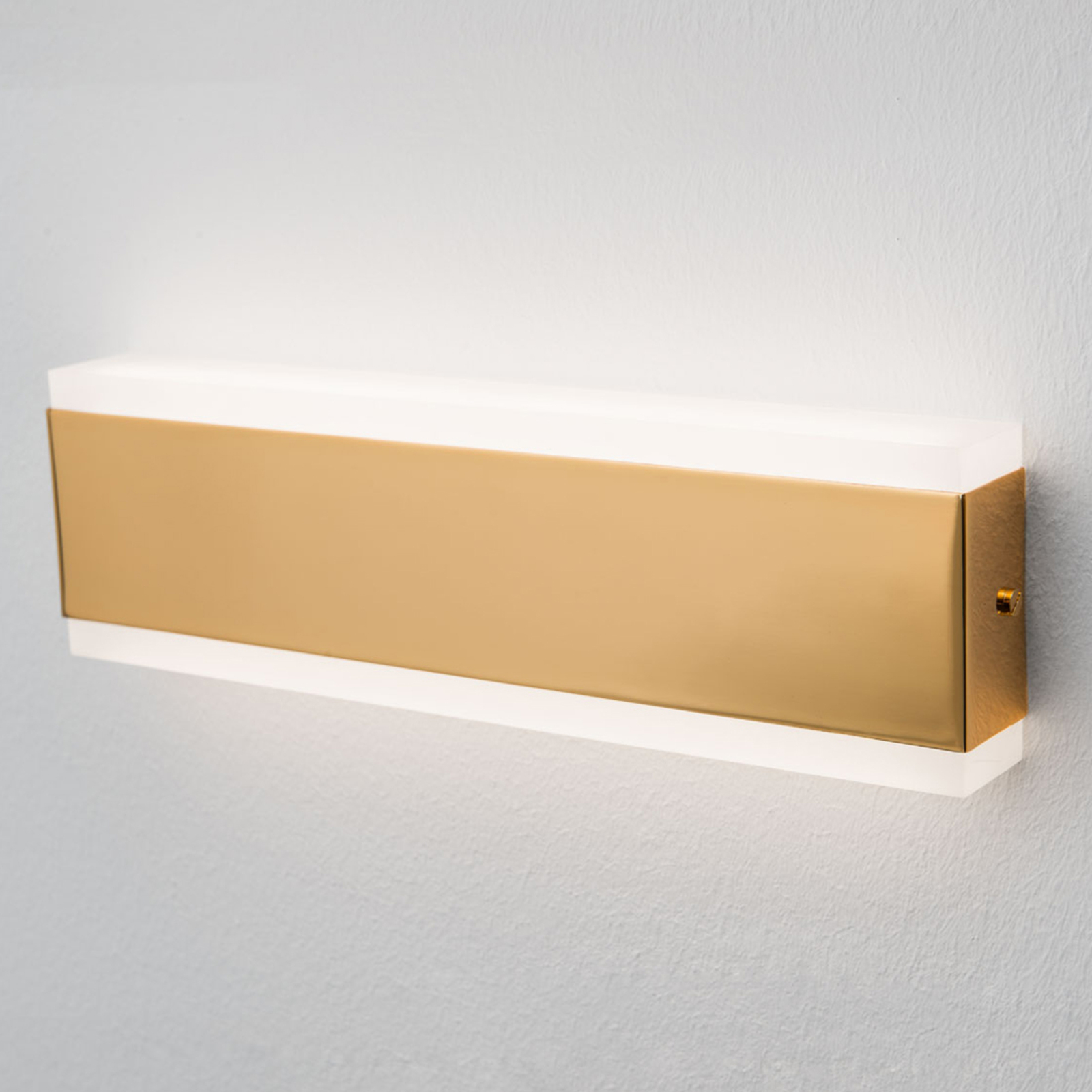 Garik - LED wall lamp with gold body