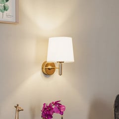 Aplique de pared Polo Plus con pantalla textil, latón/crema