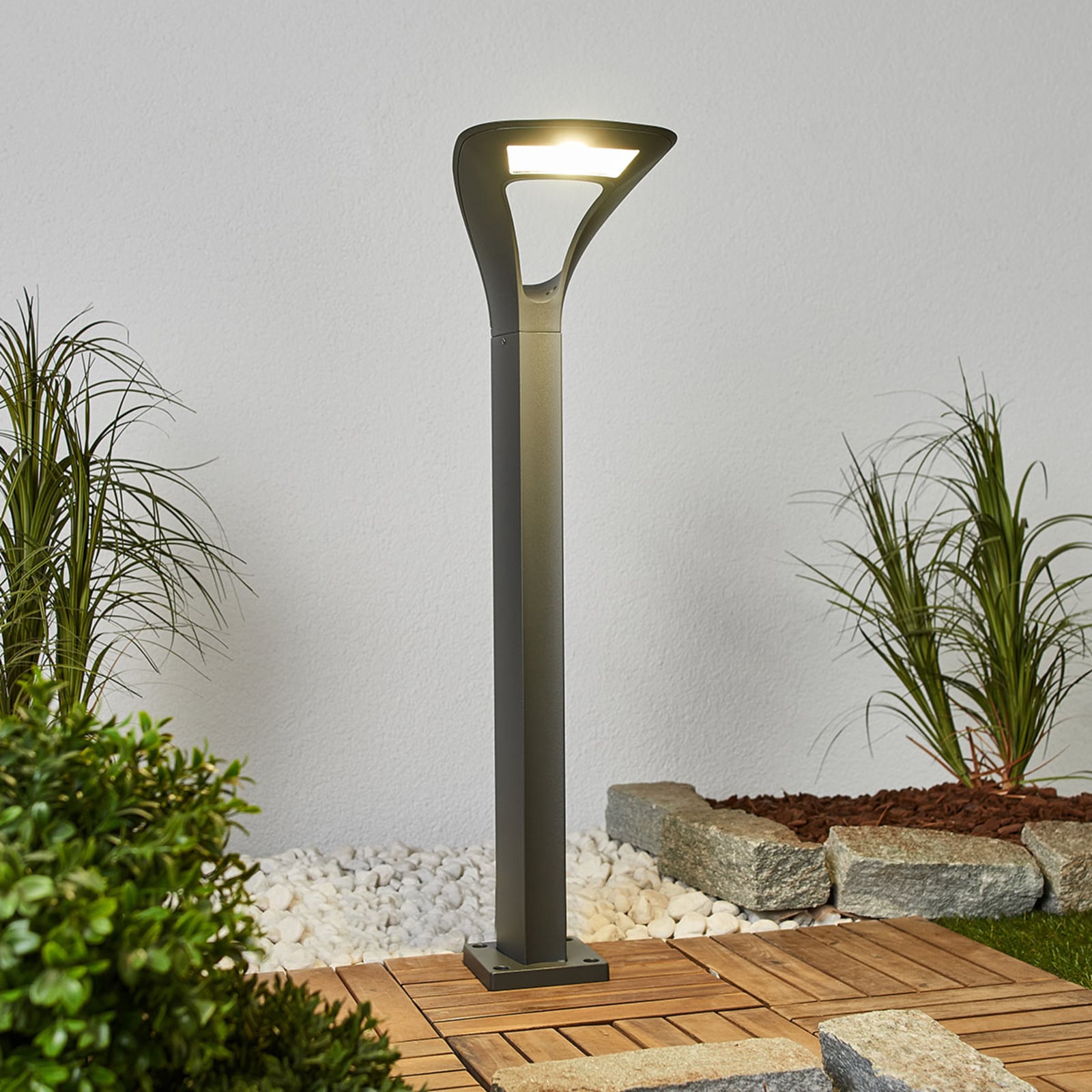 Eco-Light Anda LED path light in an interesting shape, die-cast aluminium, 18 W, energy efficiency: A+, W: 20.2 cm, H: 80 cm