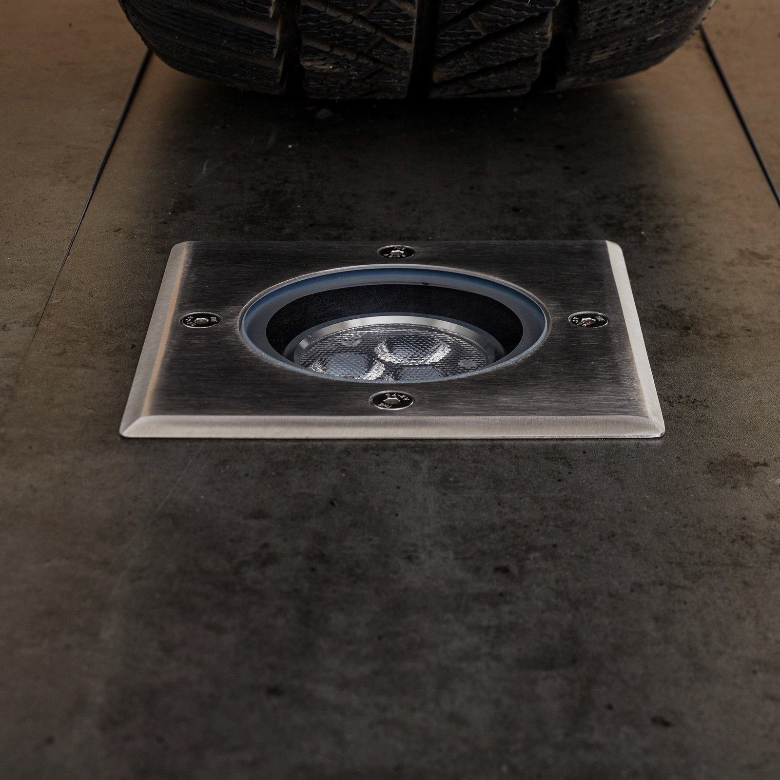 Jos Square Erd Spot IP67 Steel - Lucande