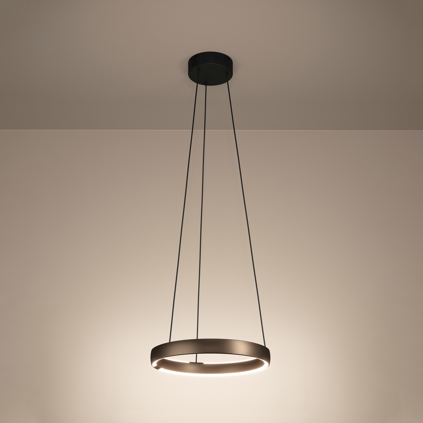 LED viseća lampa Trabuco, zvijezde svjetla, smeđa, Ø 80 cm CCT