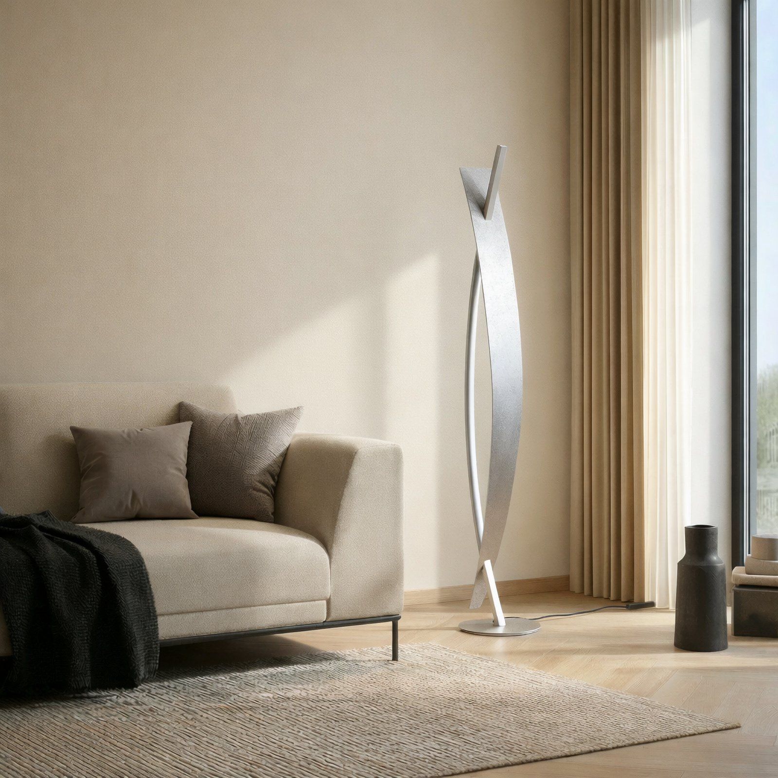 Lucande, lampadaire LED Marija, argenté, à intensité variable, 140 cm Lucande, lampadaire LED Marija, argenté, à intensité variable, 140 cm