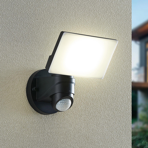 Prios Istani LED-utomhusspot med sensor