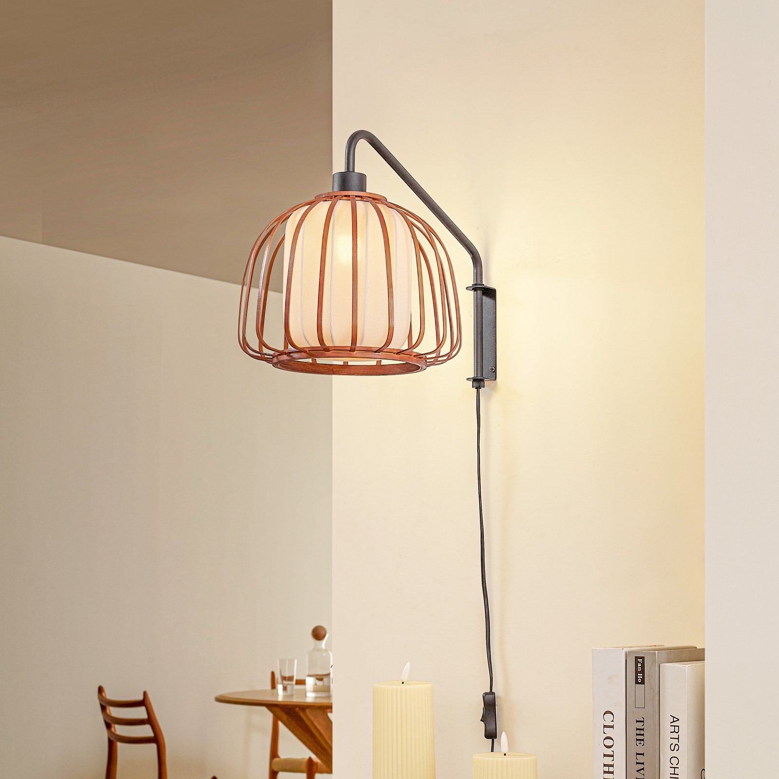 Lindby Applique murale Davella, Ø 26 cm, noir, bambou, textile