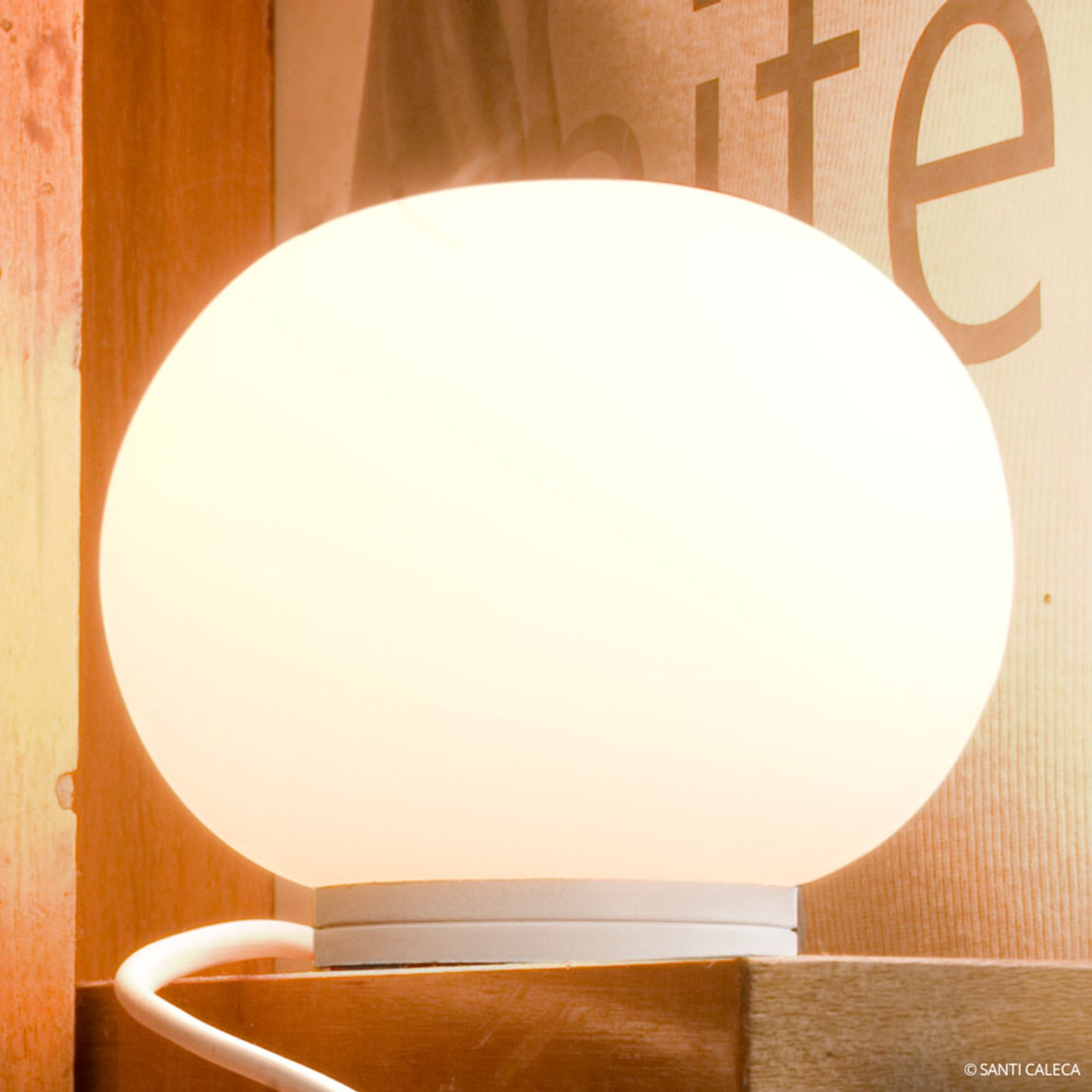 Glo-Ball Mini T Table Lamp without Dimmer White - Flos