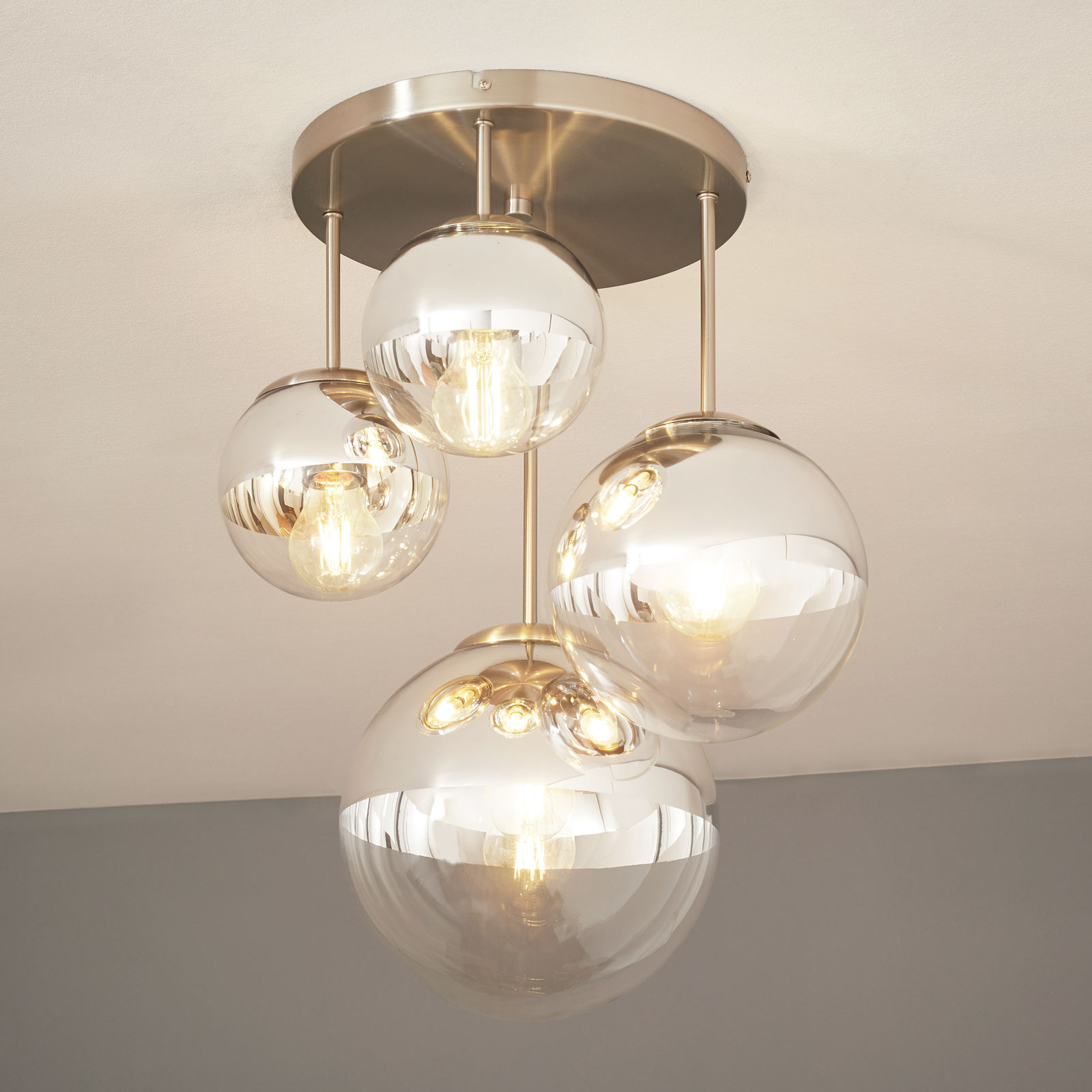 Lindby Ceiling light Ravena with spheres, four-bulb, for Living / Dining Room, glass, plastic, metal, E27, 40 W, energy efficiency: A++, H: 53.5 cm