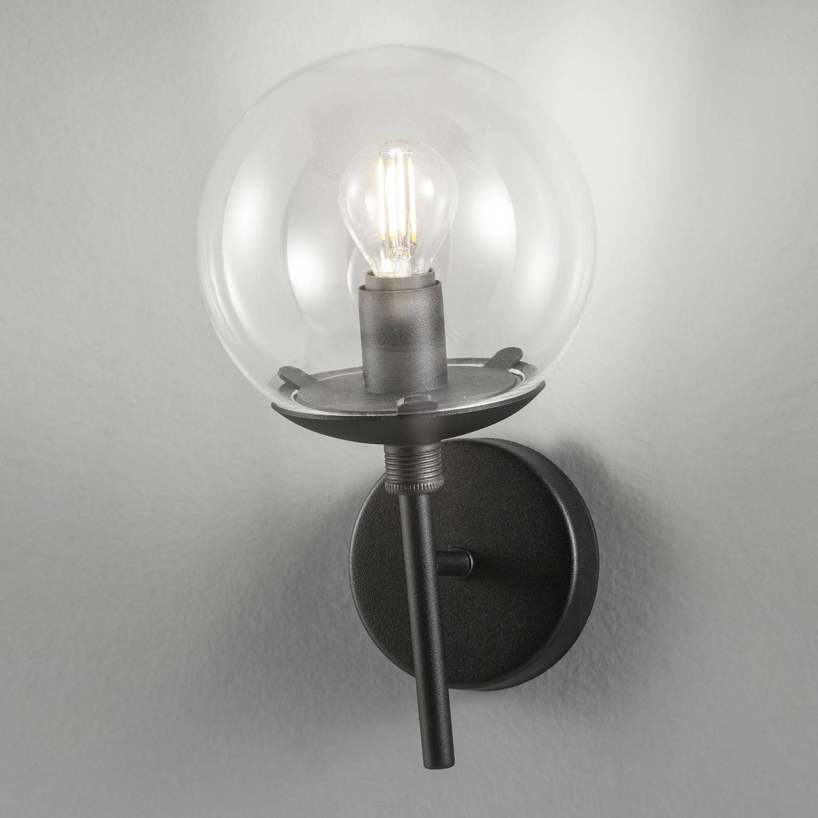 Global væglampe, Ø 15 cm, sort