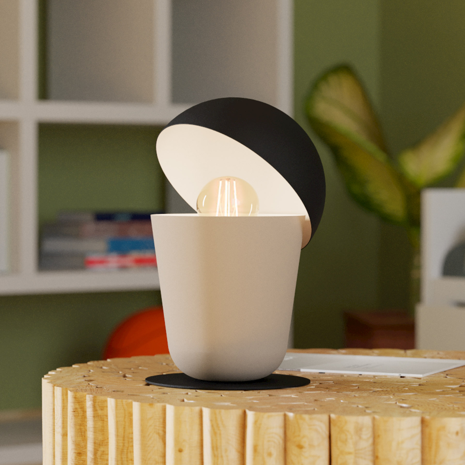 Bordlampe Batabano med hette, sandfarget/svart