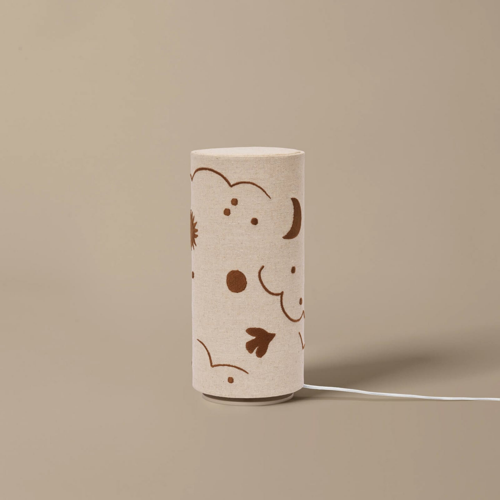 Skye LED-bordlampe, naturfarget lin Høyde 27 cm - ferm LIVING