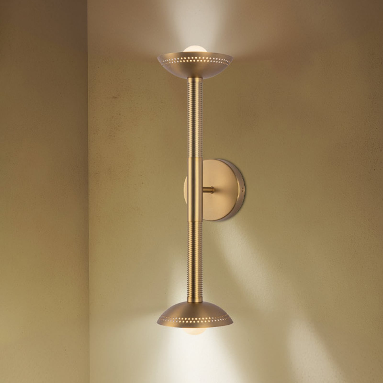 Candeeiro de parede LED Arden, dourado, 57 cm, 2 lâmpadas, metal, regulável - Candeeiro de parede LED Arden, dourado, 57 cm, 2 lâmpadas, metal, regulável -