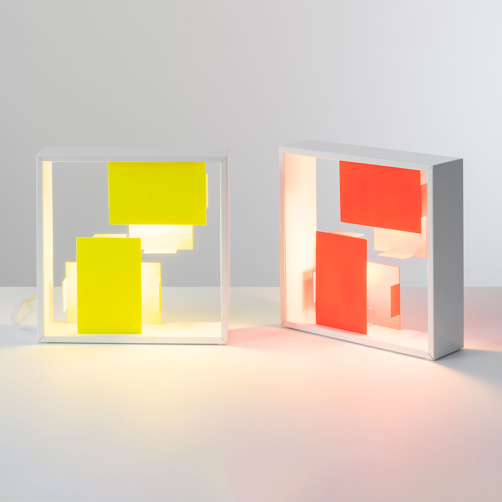 Artemide Fato Bicolor wall light