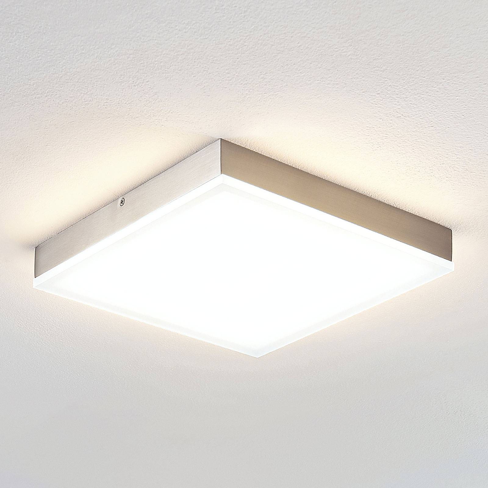 Lindby Tamito lampa sufitowa LED, nikiel, 25 cm