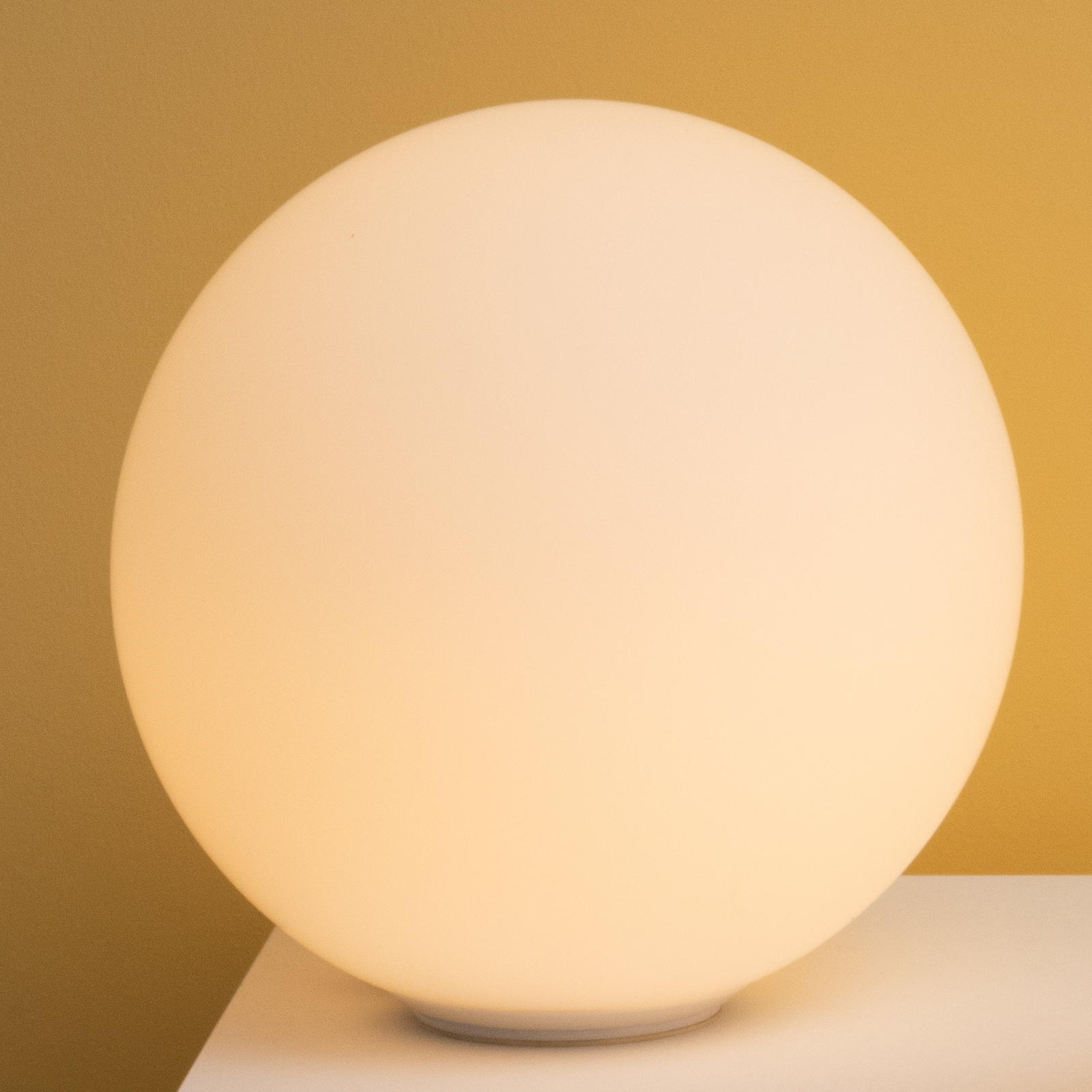 Artemide Dioscuri Tischleuchte, kugelförmig