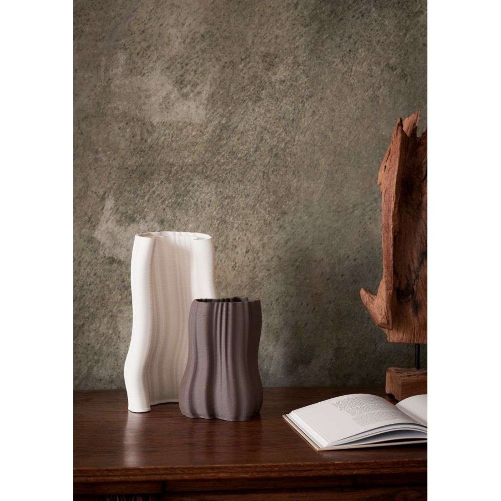 Moire Vase H20 Anthracite - ferm LIVING