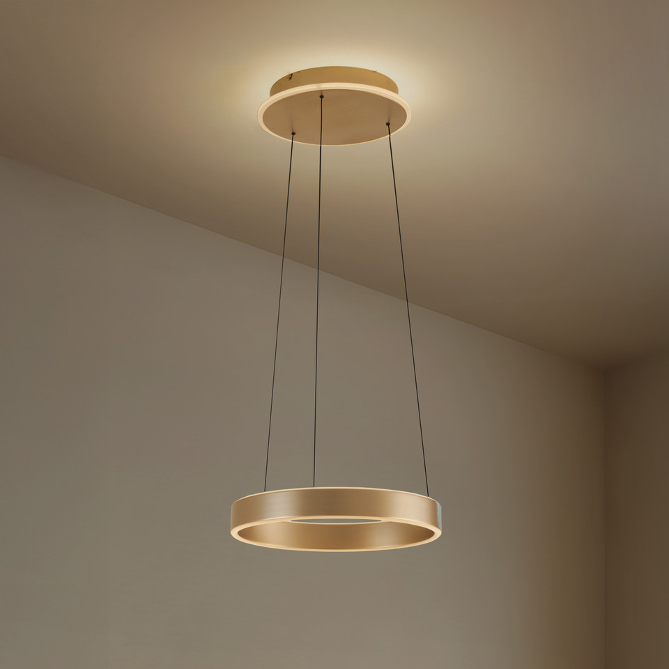 Lucande Tindra LED-hänglampa guld dimbar Ø 40 cm, guld / mässing från Lucande