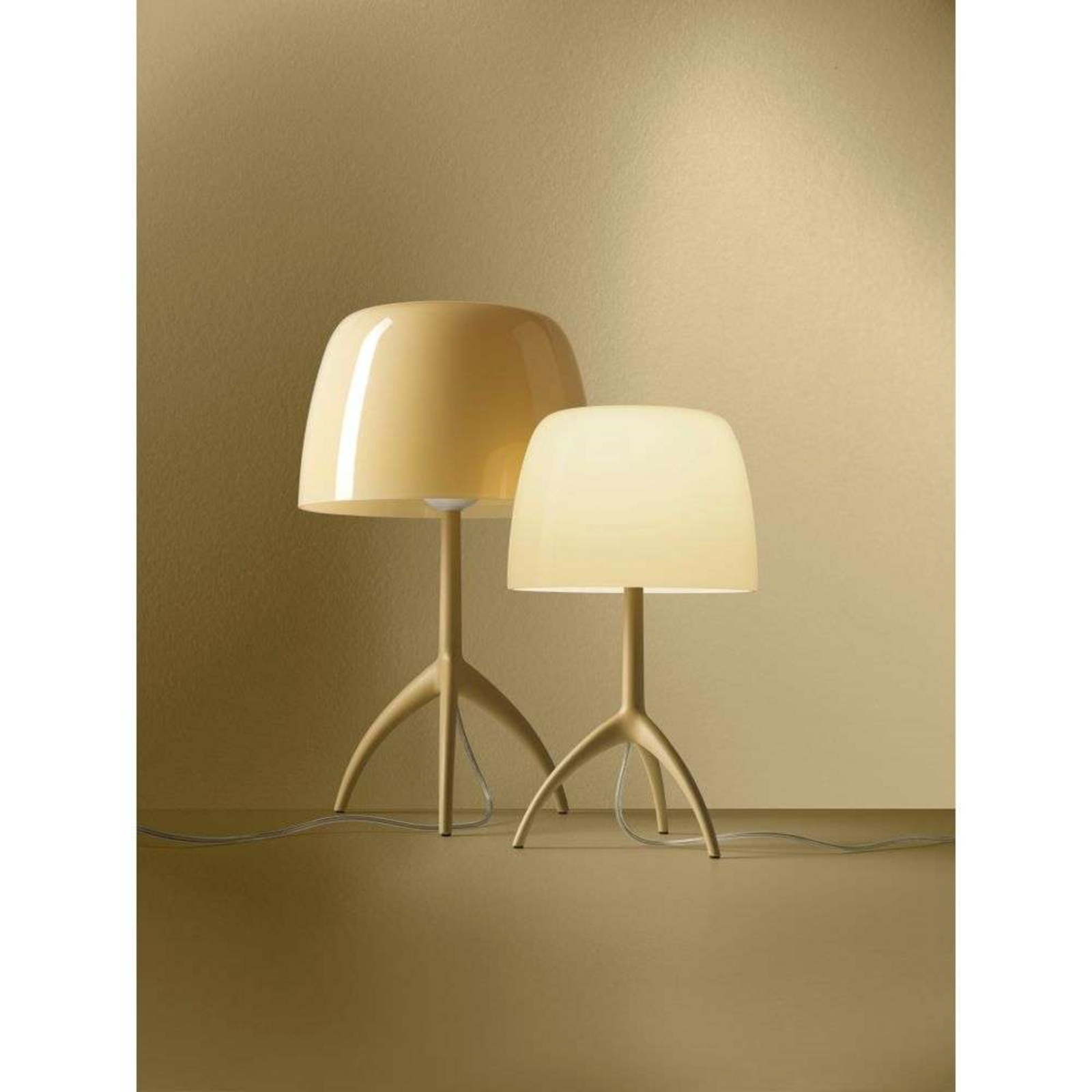 Lumiere Piccola Table Lamp Nuances of Sahara Dimm. - Foscarini