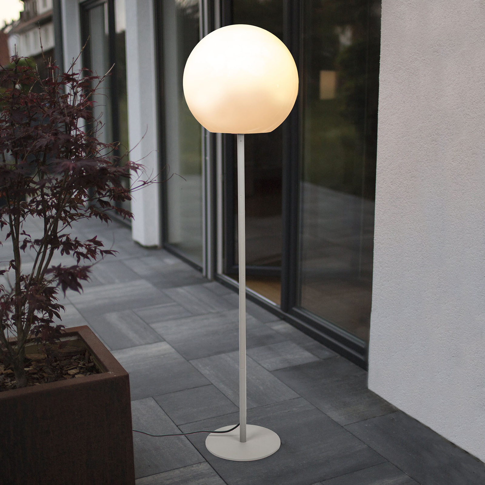 Heitronic Sunbeam terrasselampe, kugleskærm, Ip64 - udendørslamper
