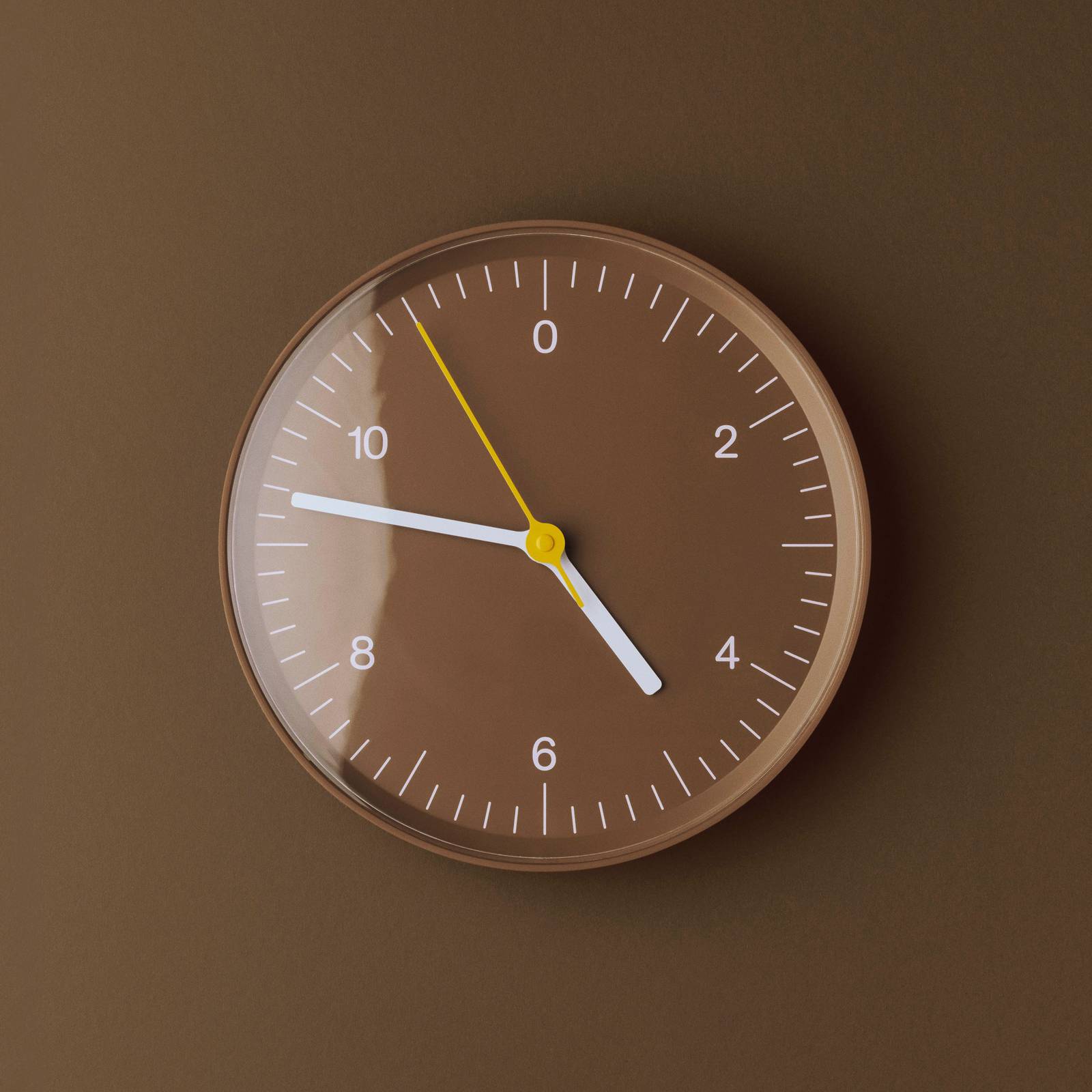 HAY Wandklok Wall Clock, bruin, kunststof, Ø 26 cm voor woonkamer / eettafel - modern - bruin / roest